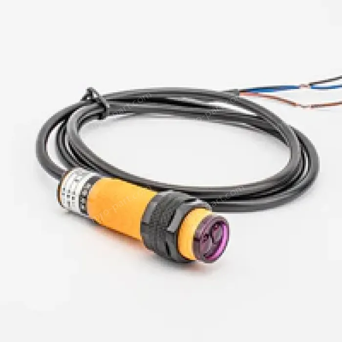 Diffuse Domenzi reflection photoelectric sensor E3F-5DP2 PNP NC 10-36VDC 3 wires Detection distance:5m