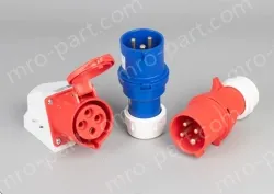 5 pole 32A receptacle